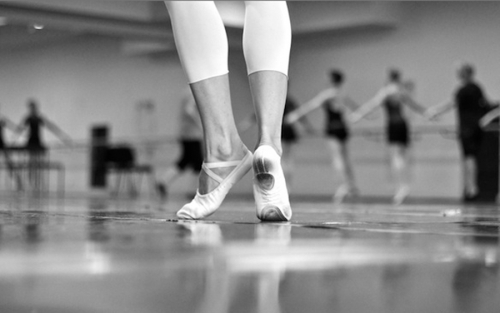 Ripartiamo in sicurezza: i riferimenti normativi e i protocolli da seguire per le scuole di danza